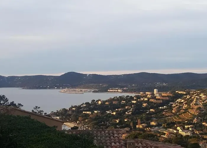 Les Hauts De St Clair,vue Et Vert,tres Calme