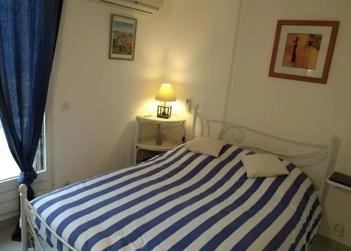 Les Hauts De St Clair,vue Et Vert,tres Calme Lägenhet Le Lavandou